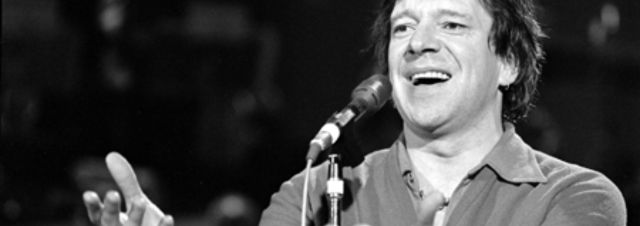 Foto: AVRO / Beeld & Geluid – Ramses Shaffy (1980) – CC BY-SA 3.0