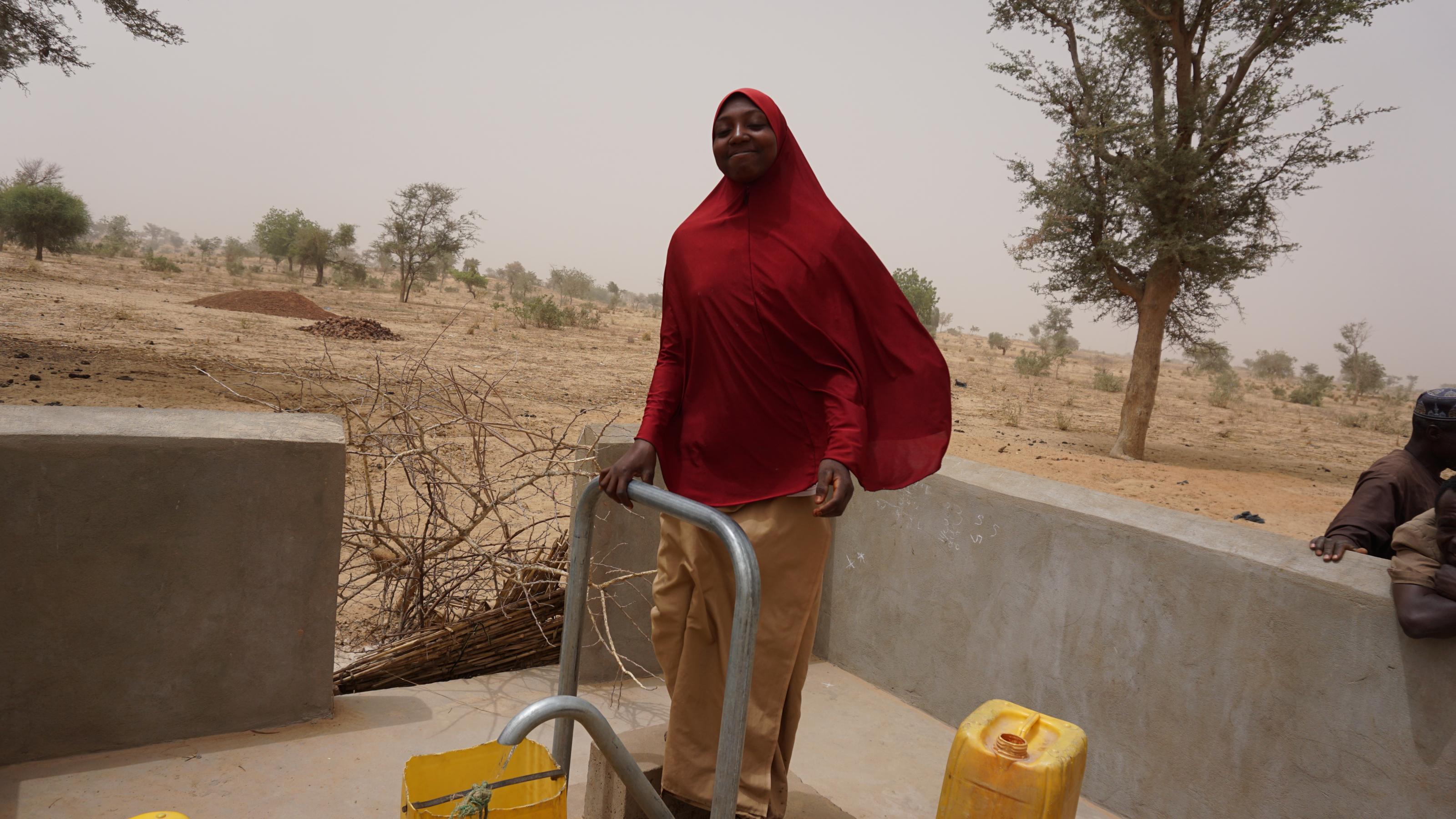 Fatchima - water in Niger