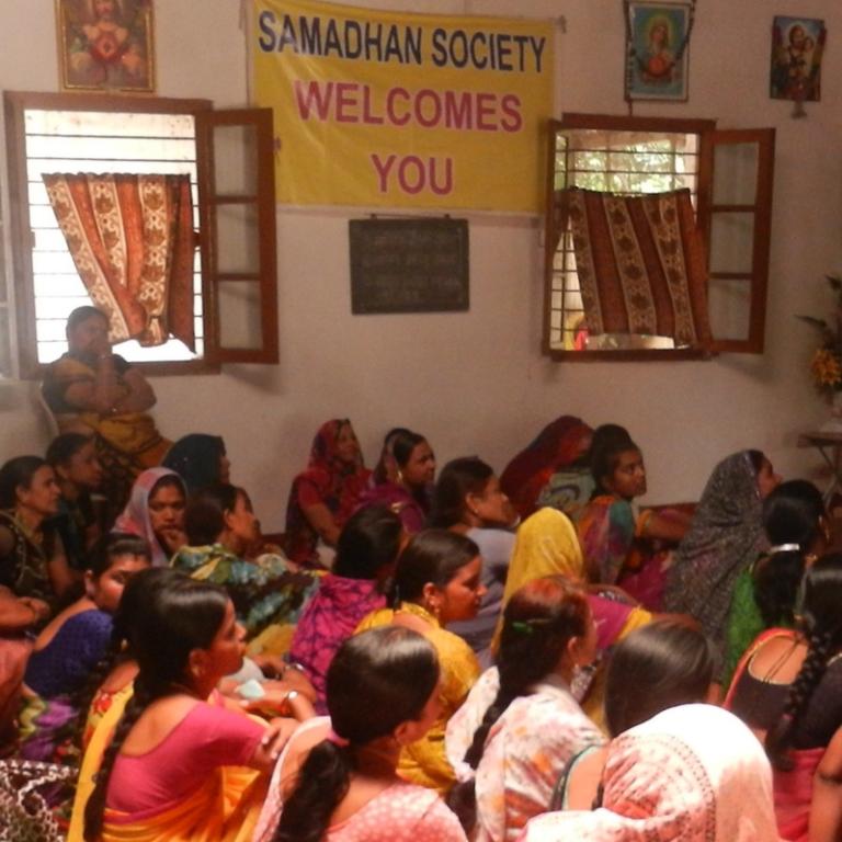 Foto van een klaslokaal in India