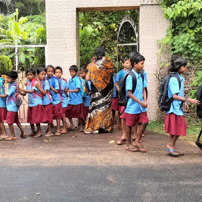 Kinderen bij school India