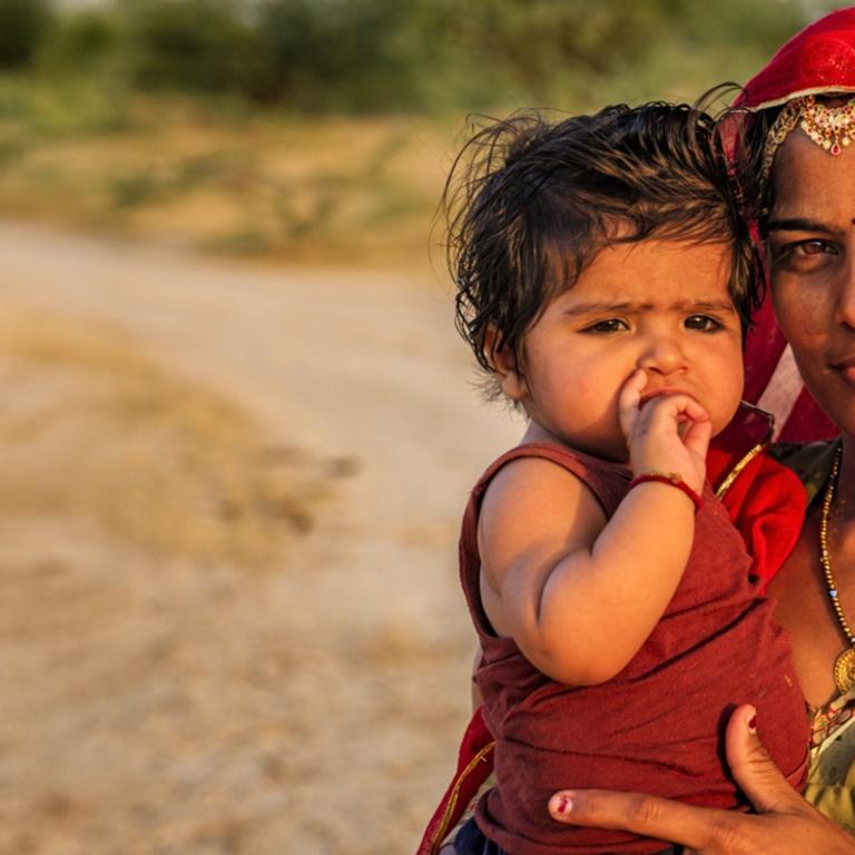 Moeder met kind India