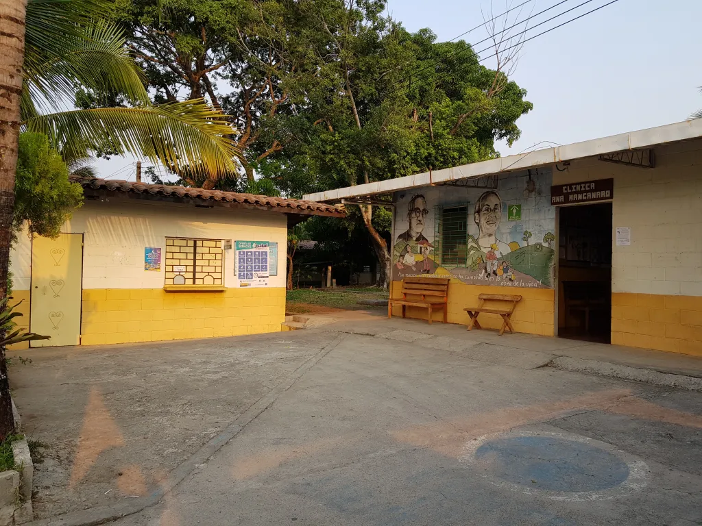 Ana Manganaro Kliniek El Salvador