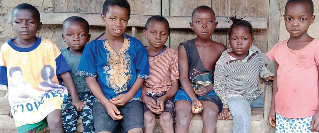Kinderen wachtend op check ondervoeding