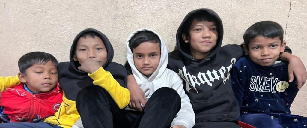 Straatkinderen Kathmandu Nepal